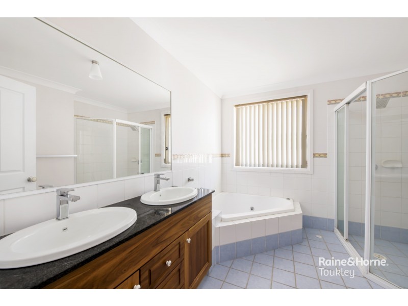 2/9 Terilbah Place, The Entrance North NSW 2261