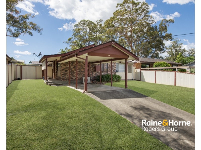 17 McKellar Boulevard, Blue Haven NSW 2262