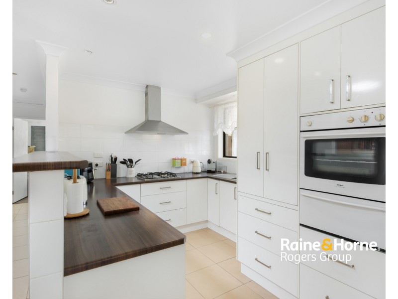 17 McKellar Boulevard, Blue Haven NSW 2262