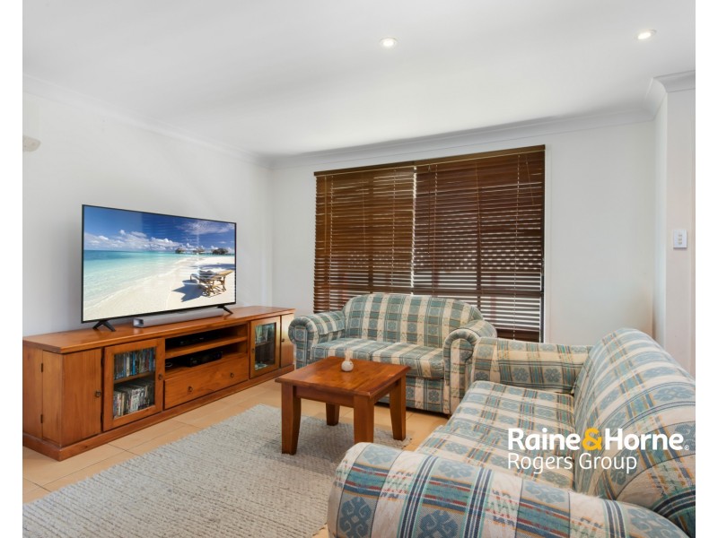 17 McKellar Boulevard, Blue Haven NSW 2262