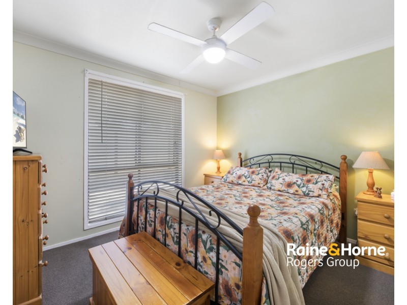 17 McKellar Boulevard, Blue Haven NSW 2262