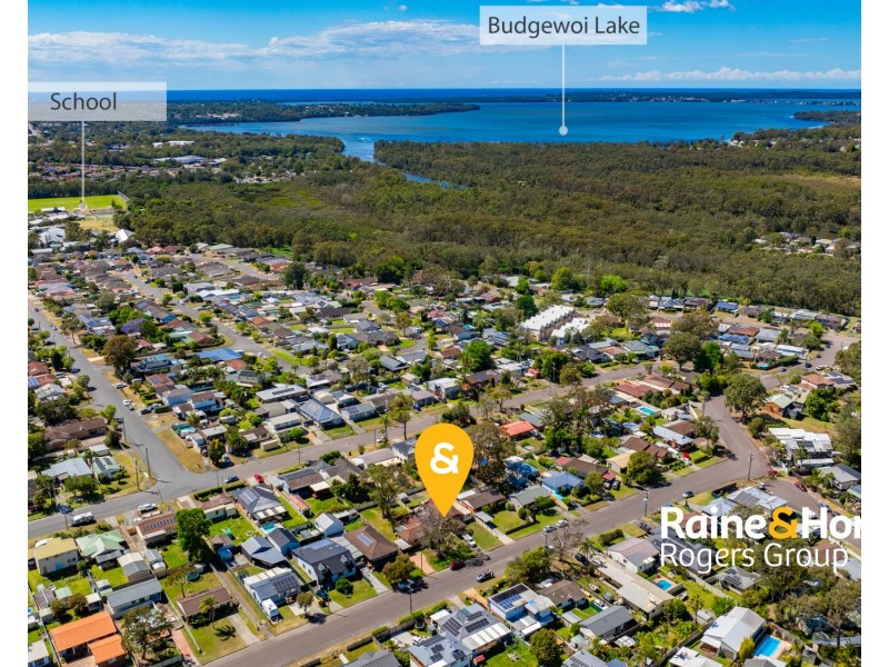 17 McKellar Boulevard, Blue Haven NSW 2262