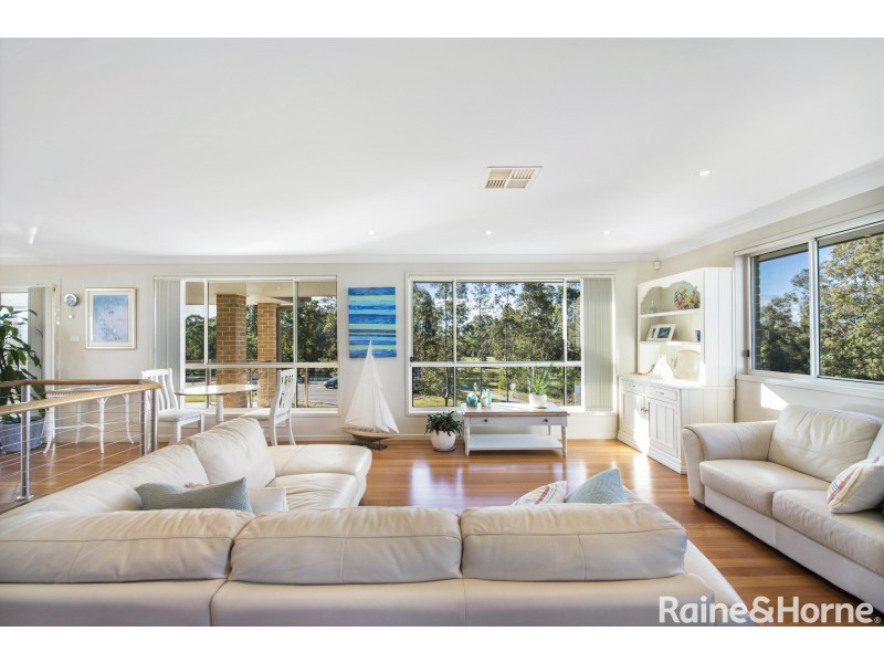 2 Halwin Close, Wyee Point NSW 2259