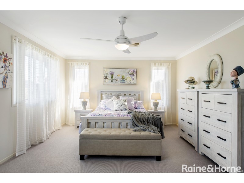 2 Halwin Close, Wyee Point NSW 2259