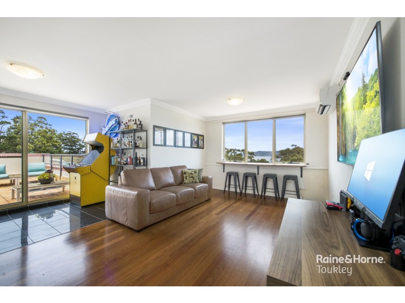 29/92 John Whiteway Drive, Gosford NSW 2250