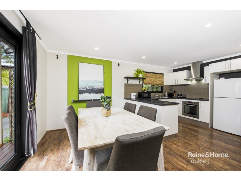 23 Leichhardt Road, Gorokan NSW 2263