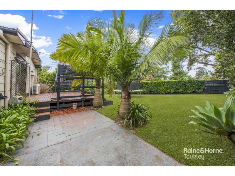 23 Leichhardt Road, Gorokan NSW 2263