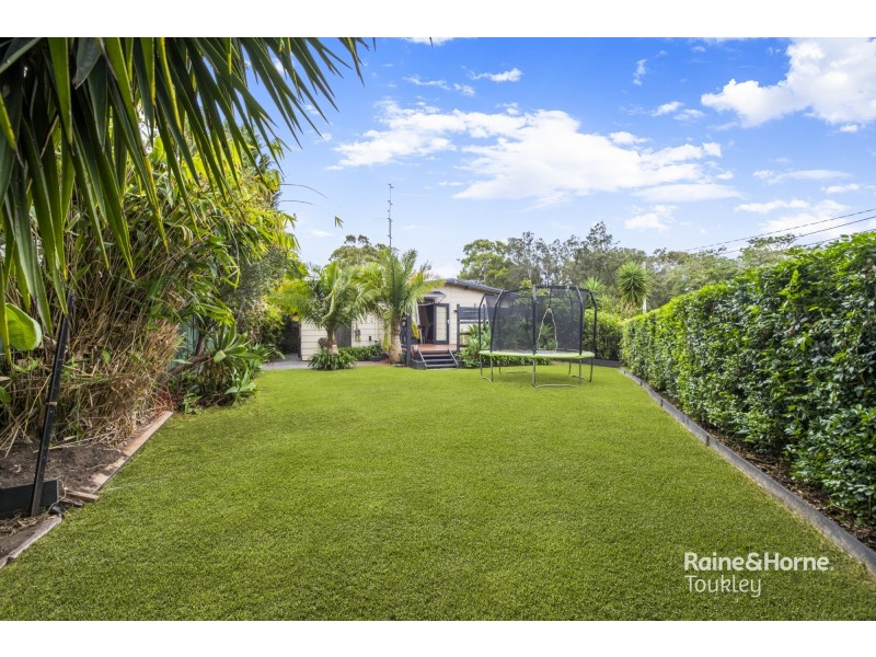 23 Leichhardt Road, Gorokan NSW 2263