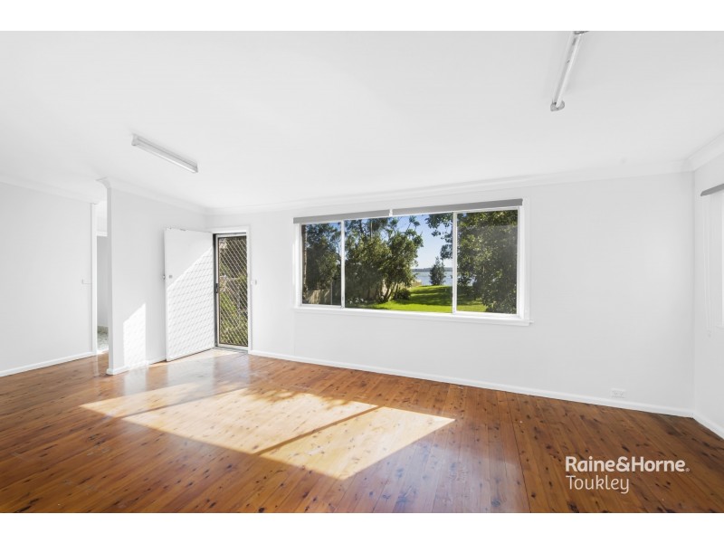 21 Panorama Avenue, Charmhaven NSW 2263