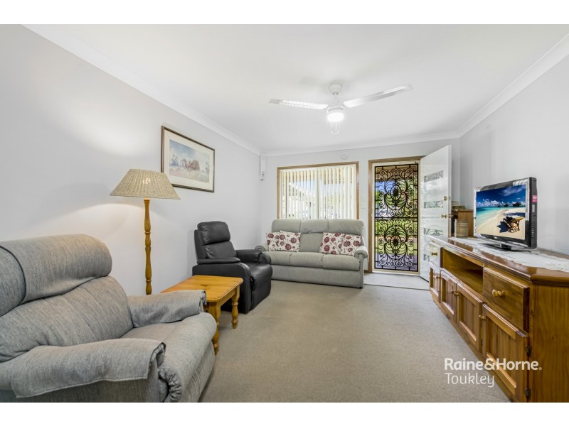 7 Glenavon Street, Toukley NSW 2263