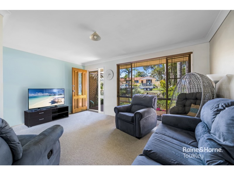 18 Mundara Close, Buff Point NSW 2262