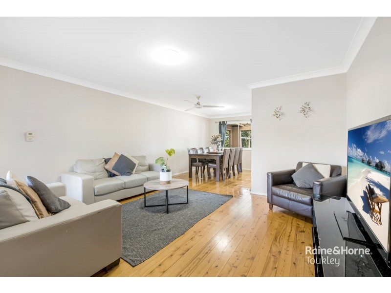 8 Cheryl Street, Mannering Park NSW 2259