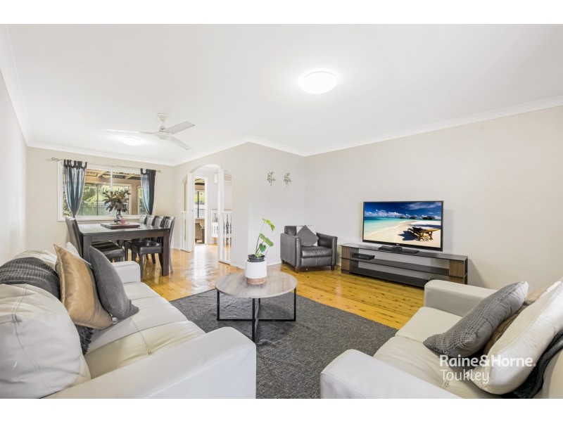 8 Cheryl Street, Mannering Park NSW 2259