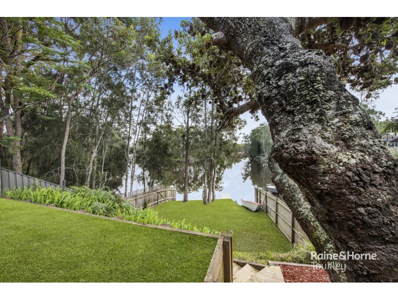 2 McKellar Boulevard, Blue Haven NSW 2262