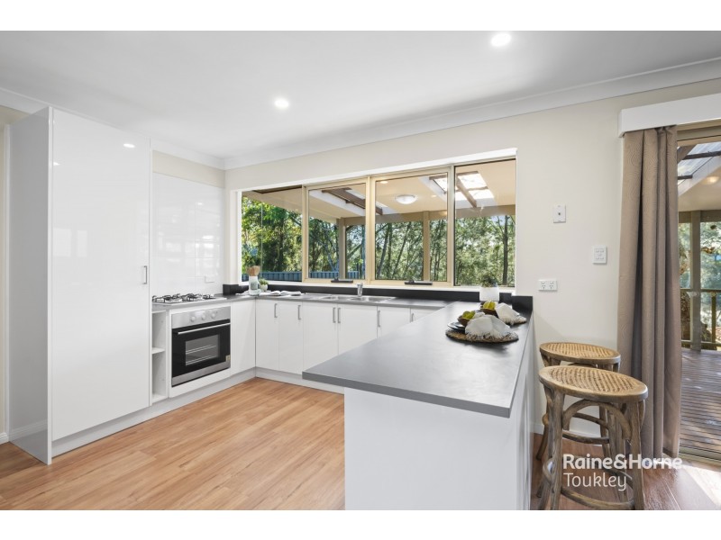 2 McKellar Boulevard, Blue Haven NSW 2262