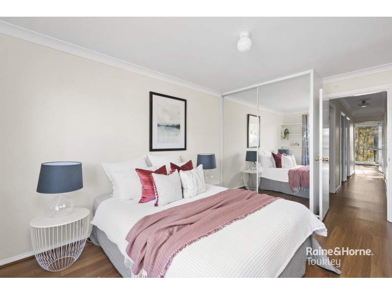 2 McKellar Boulevard, Blue Haven NSW 2262