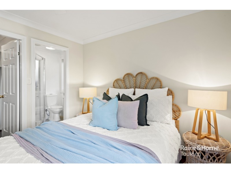 2 McKellar Boulevard, Blue Haven NSW 2262