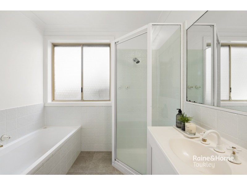 2 McKellar Boulevard, Blue Haven NSW 2262