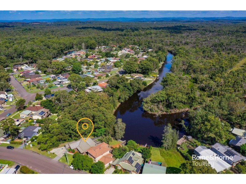 2 McKellar Boulevard, Blue Haven NSW 2262