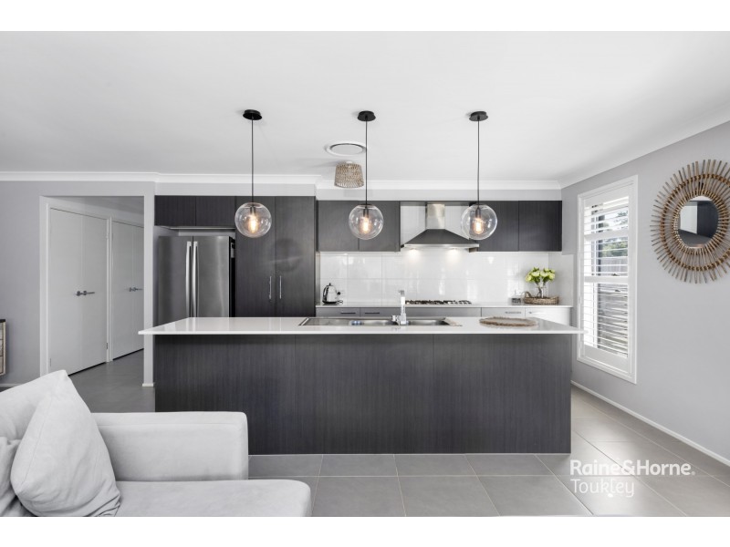 53 Voyager Street, Wadalba NSW 2259