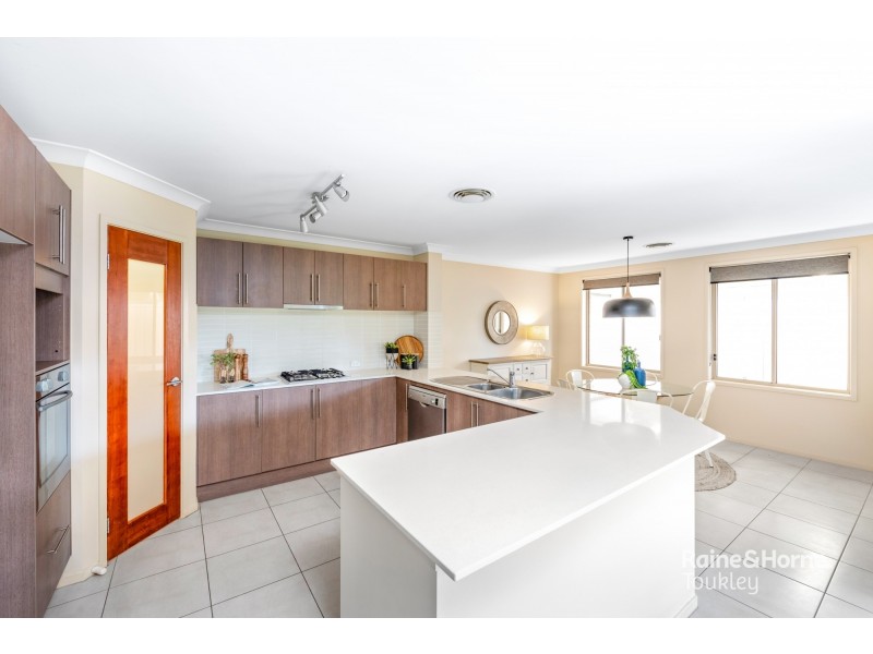 24 Cascades Road, Woongarrah NSW 2259