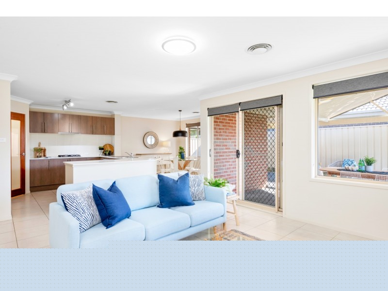 24 Cascades Road, Woongarrah NSW 2259