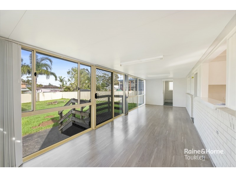 28 Coraldeen Avenue, Gorokan NSW 2263