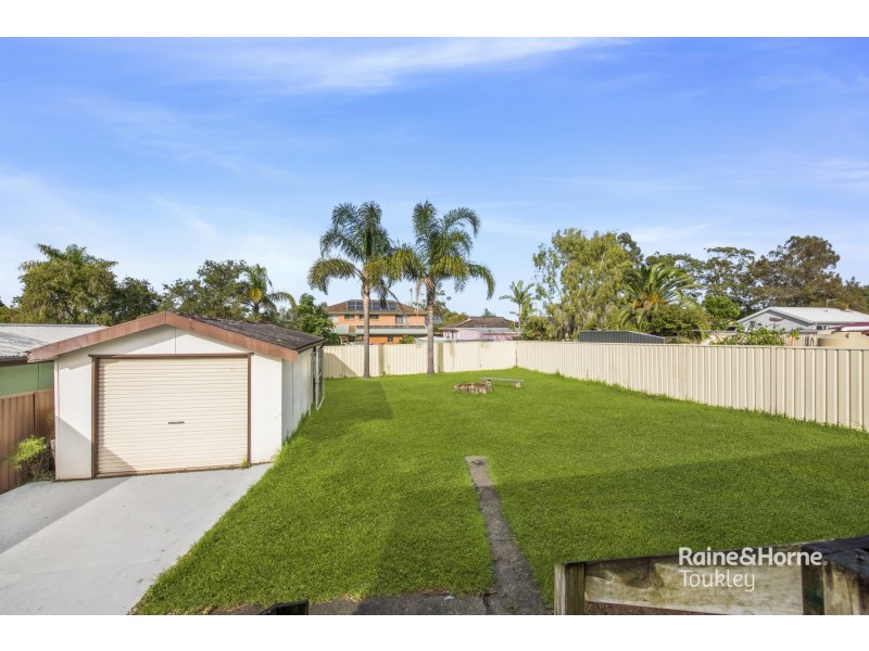 28 Coraldeen Avenue, Gorokan NSW 2263