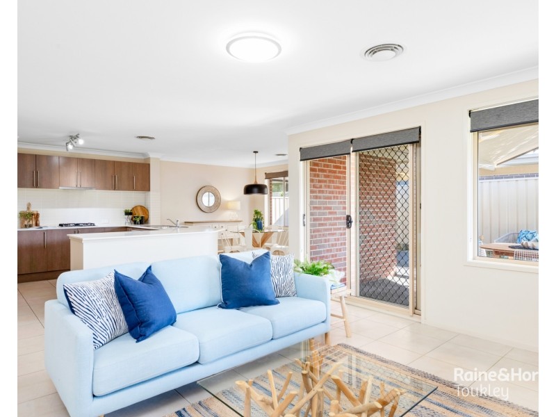 24 Cascades Road, Woongarrah NSW 2259