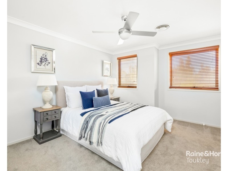 24 Cascades Road, Woongarrah NSW 2259