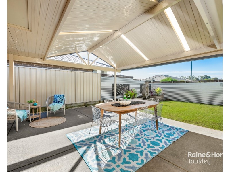 24 Cascades Road, Woongarrah NSW 2259