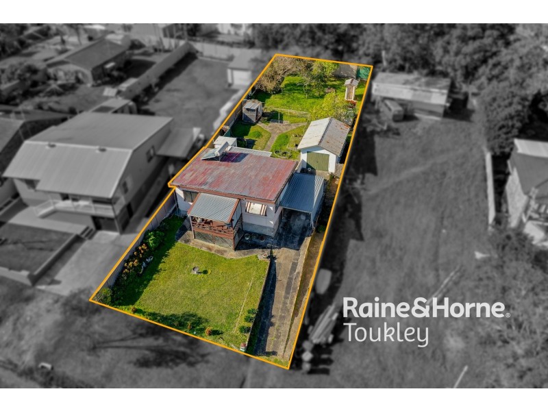 13 Hartog Avenue, Lake Munmorah NSW 2259