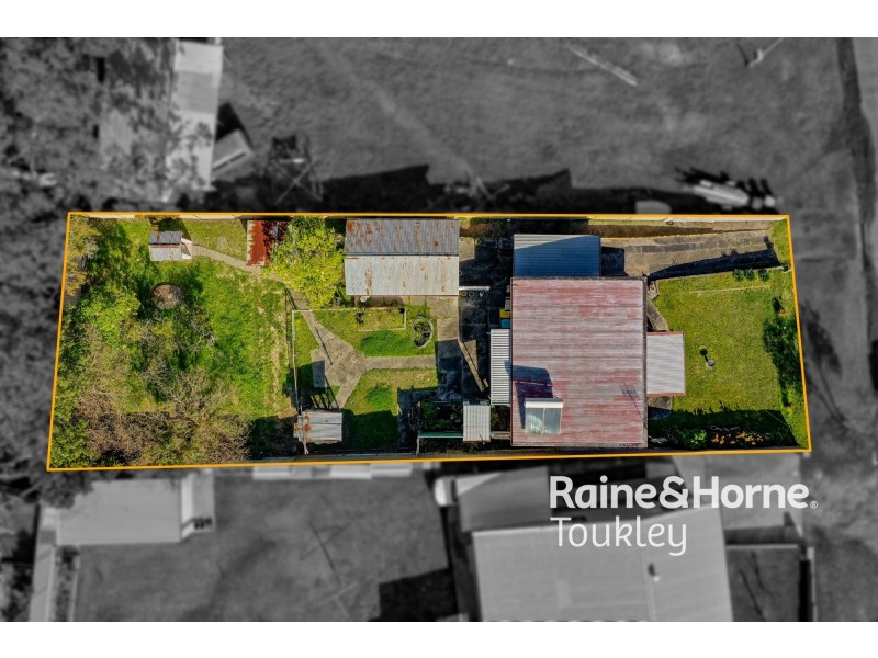 13 Hartog Avenue, Lake Munmorah NSW 2259