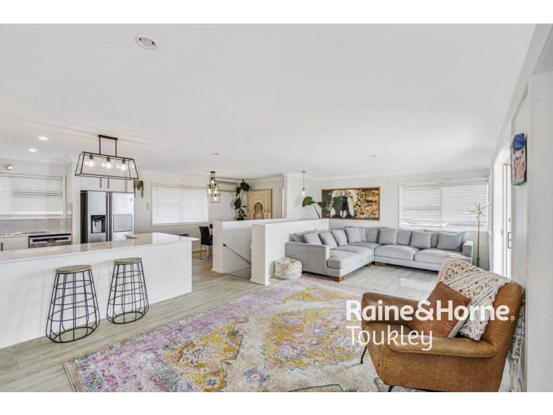 42 Elizabeth Drive, Noraville NSW 2263