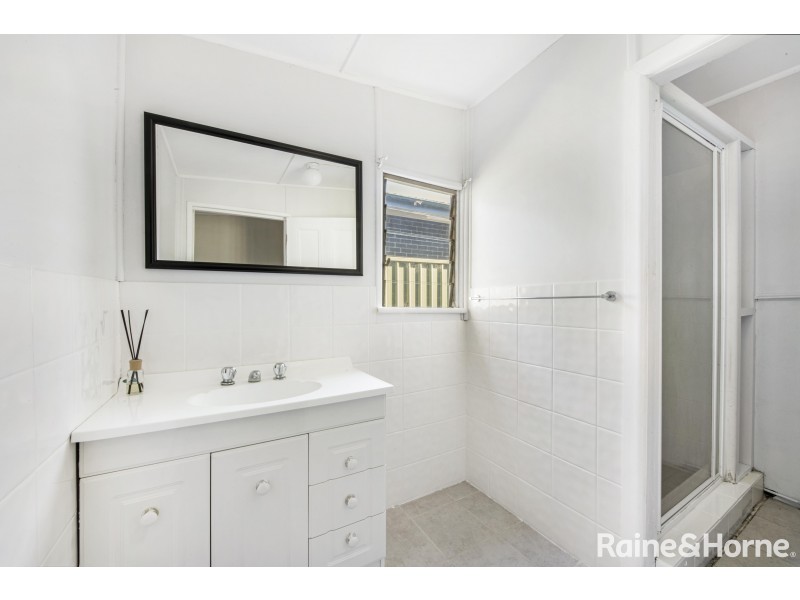 11 Glenlake Avenue, Toukley NSW 2263