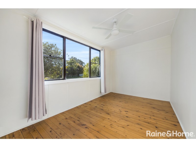 11 Glenlake Avenue, Toukley NSW 2263