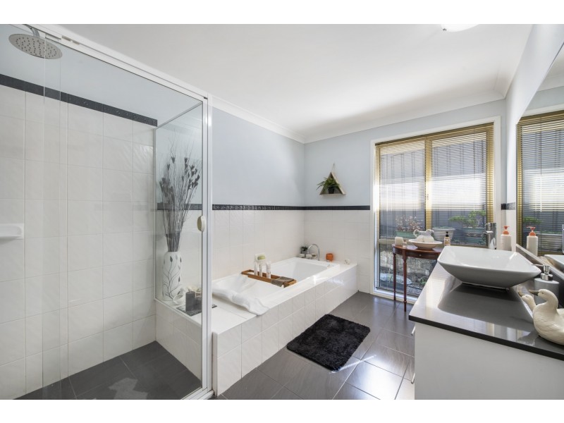 29 Mebbin Circuit, Woongarrah NSW 2259