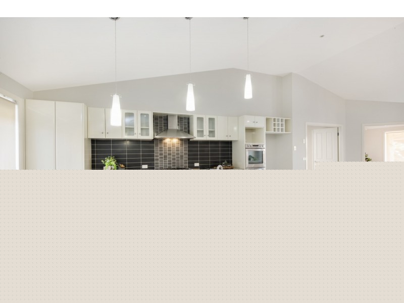 30 Cherry Blossom Crescent, Hamlyn Terrace NSW 2259