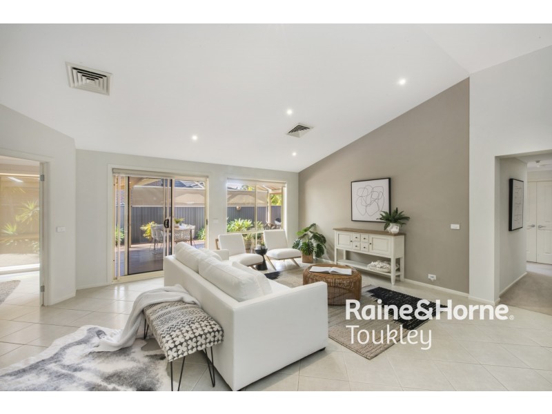 30 Cherry Blossom Crescent, Hamlyn Terrace NSW 2259