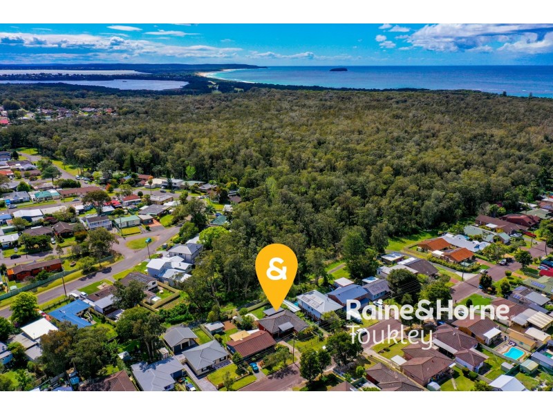 18 Nicholson Crescent, Toukley NSW 2263