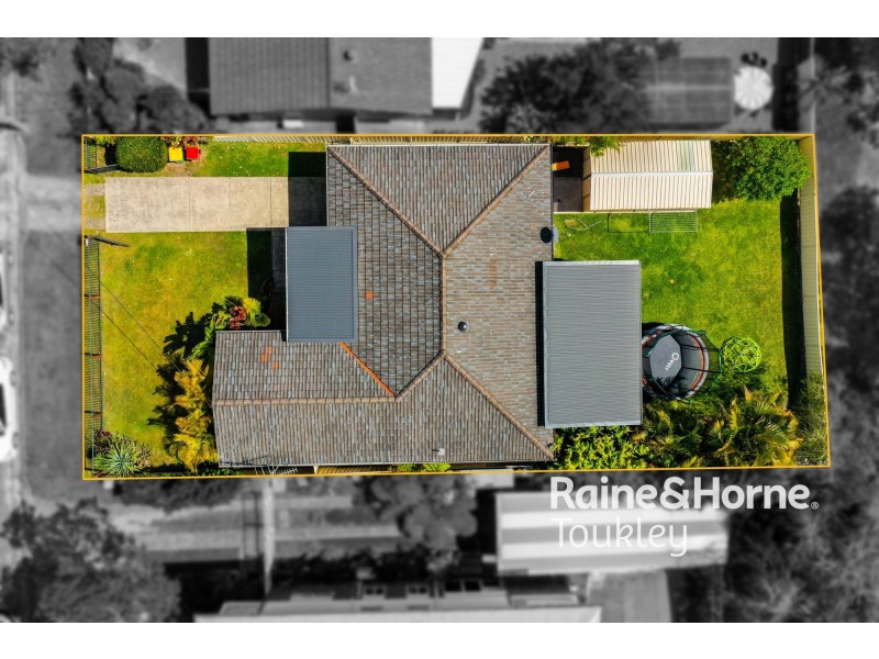 18 Nicholson Crescent, Toukley NSW 2263