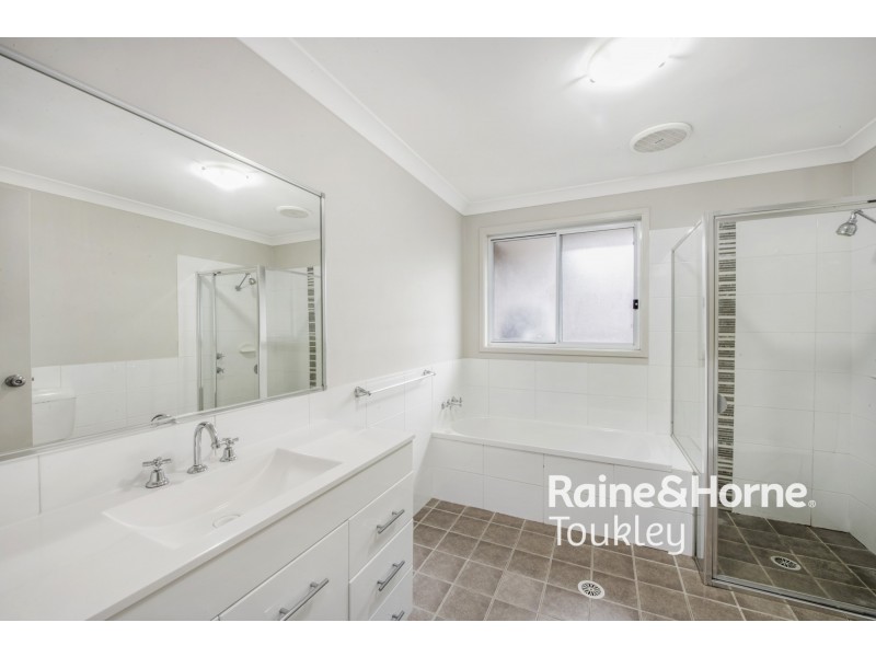 18 Birkdale Boulevard, Cessnock NSW 2325