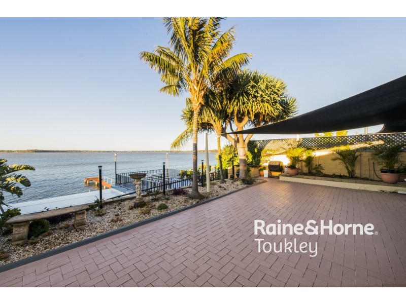 124 Main Road, Toukley NSW 2263