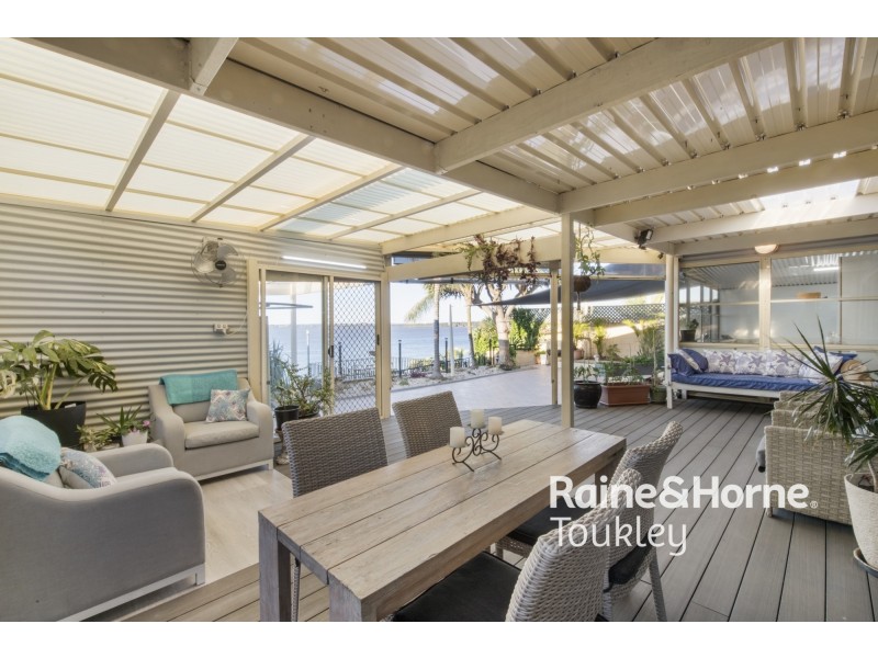 124 Main Road, Toukley NSW 2263