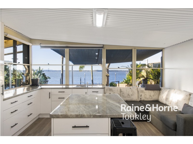 124 Main Road, Toukley NSW 2263