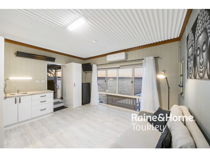 124 Main Road, Toukley NSW 2263
