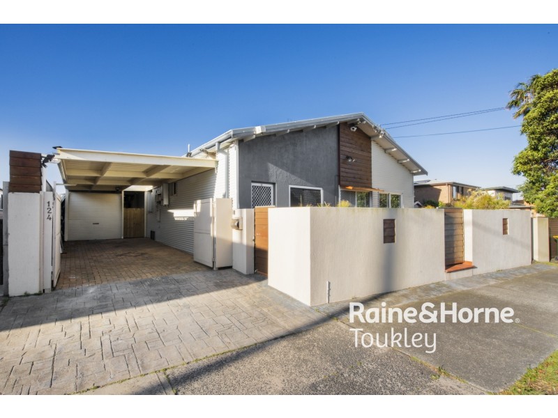 124 Main Road, Toukley NSW 2263