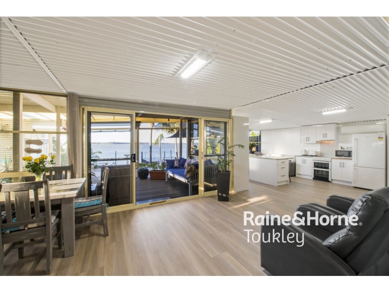 124 Main Road, Toukley NSW 2263