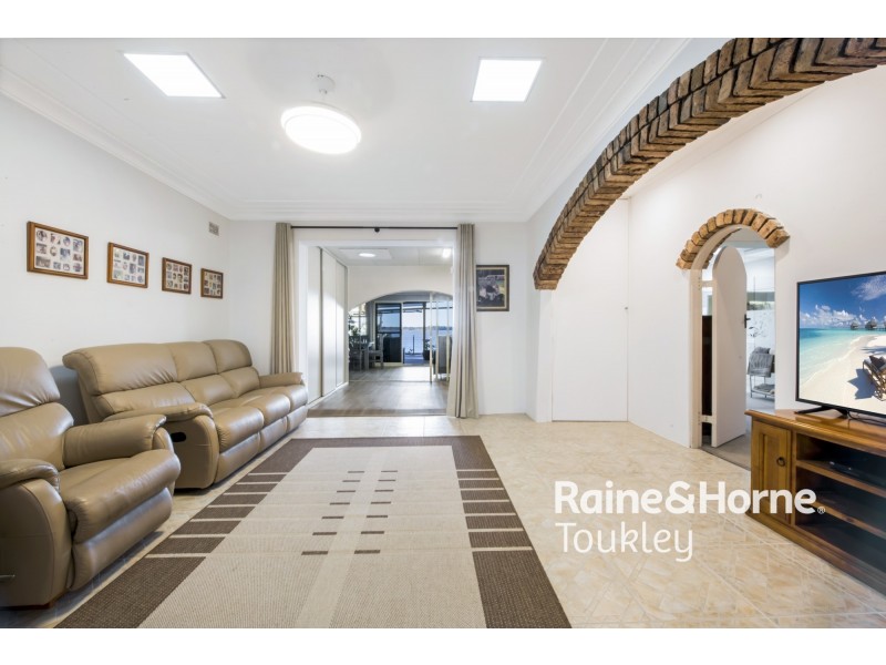 124 Main Road, Toukley NSW 2263
