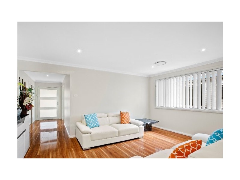 37 Grasstree Avenue, Woongarrah NSW 2259